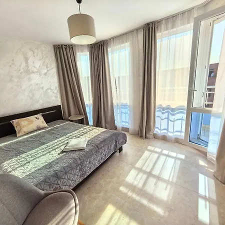 Sunny Dream Family *