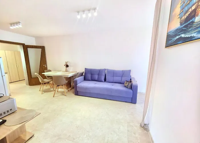 Sunny Dream Family Apartment *